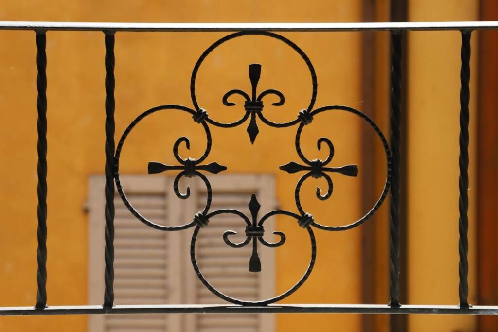 La Casa In Via Della Torre Apartment Modena Exterior photo